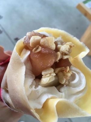 リンゴクレープ